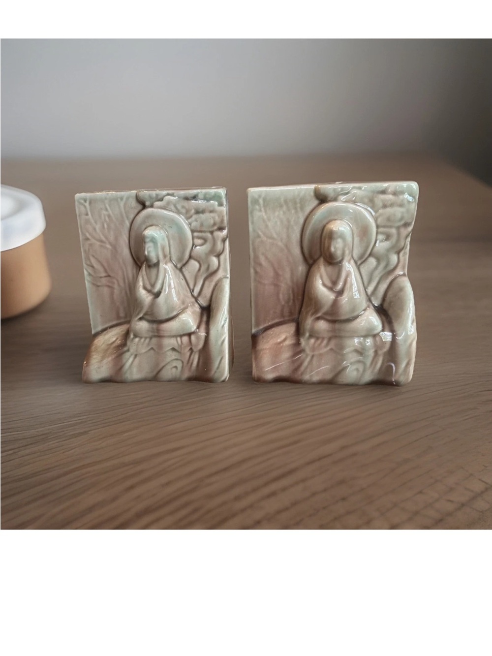 Vintage California Pottery Bookends USA Asian buddah Chinese Design 5”